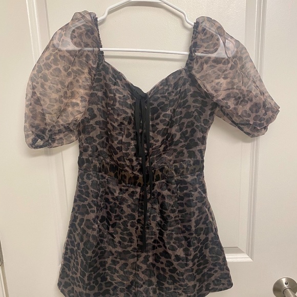 Missguided leopard romper - Picture 2 of 2